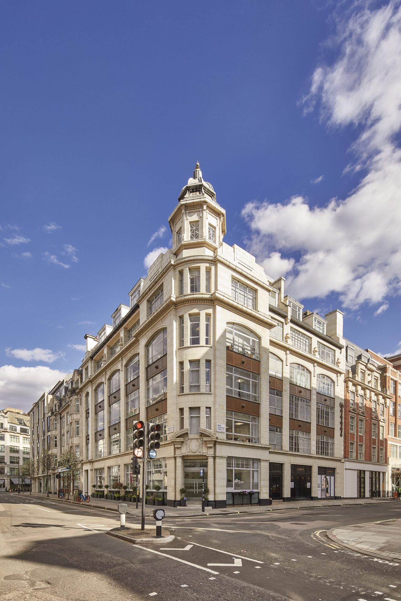 Gilmoora House, 57-61 Mortimer Street - Fizrovia