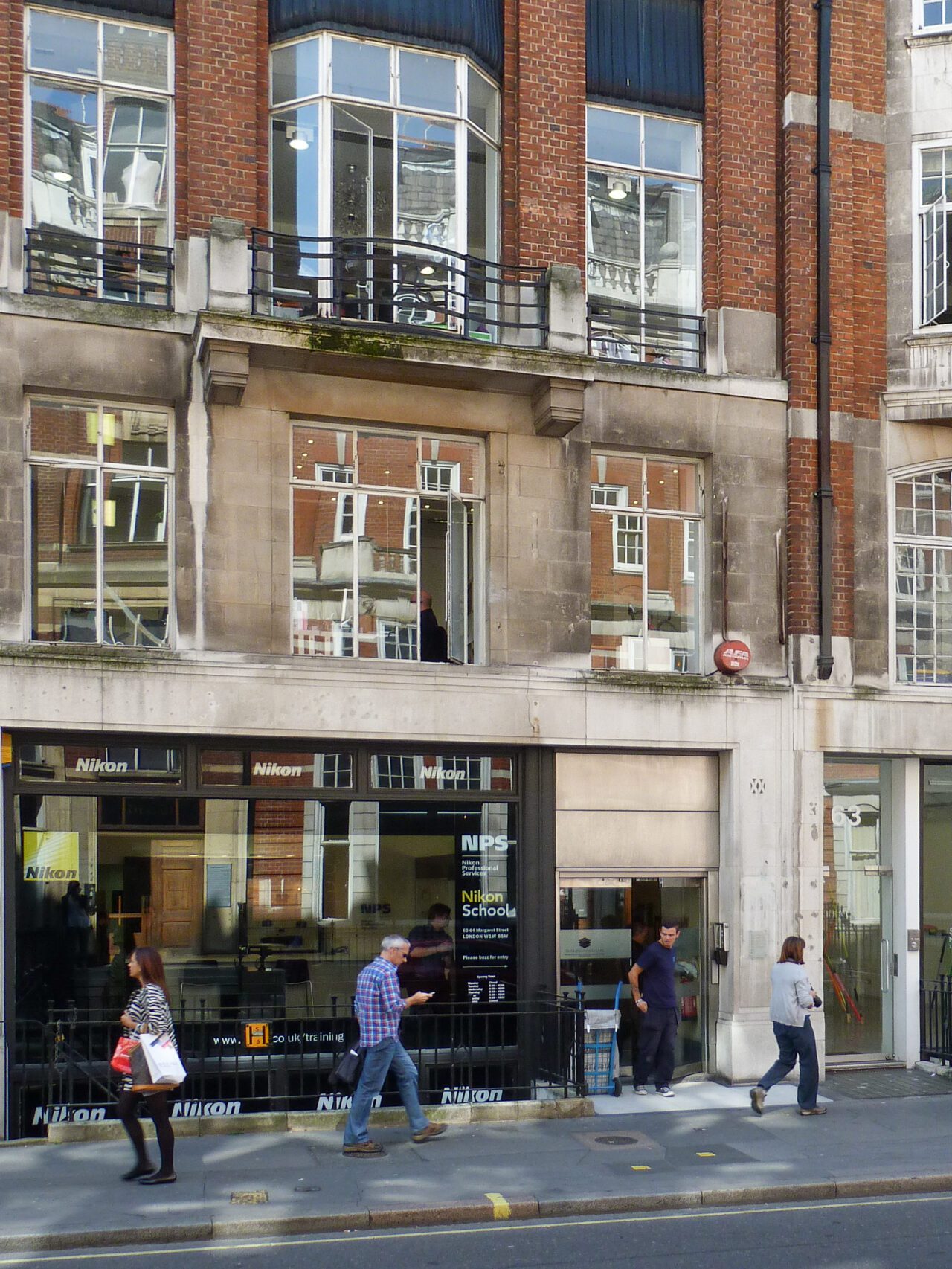 64 Margaret Street - retail unit to let in Fitzrovia, The Langham Estate