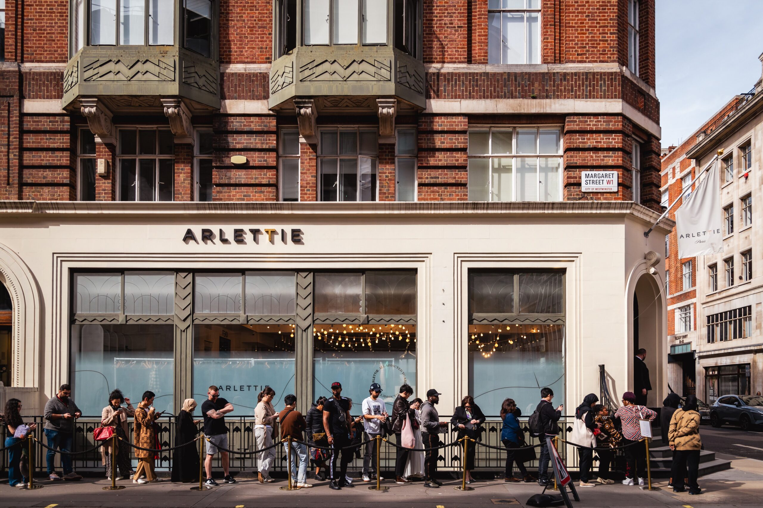 Arlett-à-Porter first permanent location in London - The Langham Estate