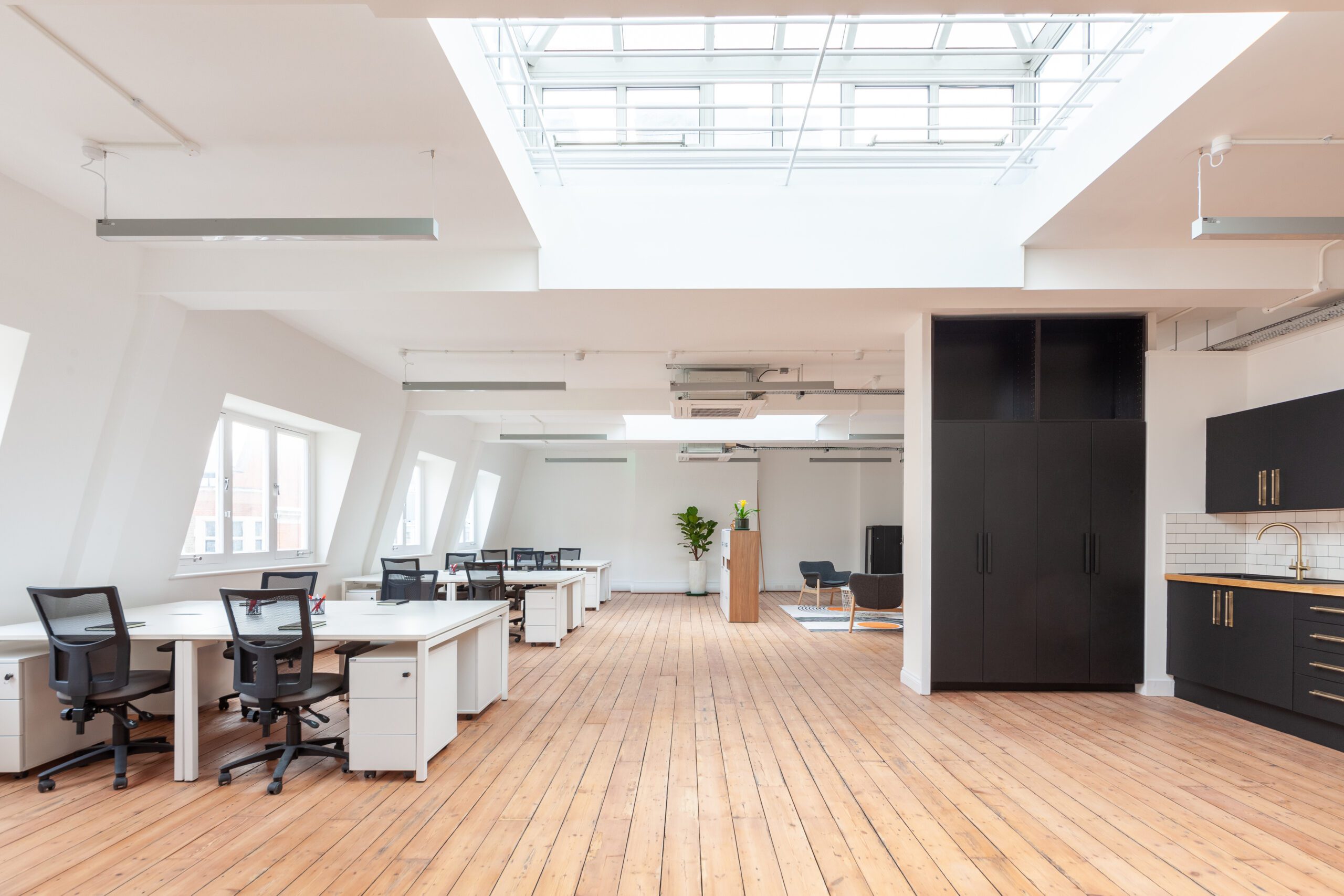 Golderbrock House - 4th Floor 09