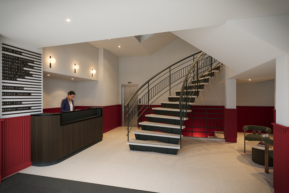 50 Eastcastle Street